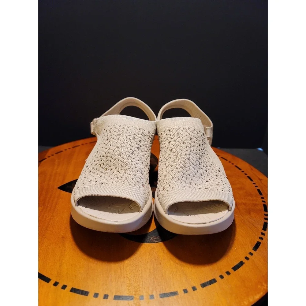 BZees Starbright Womens Size 9.5